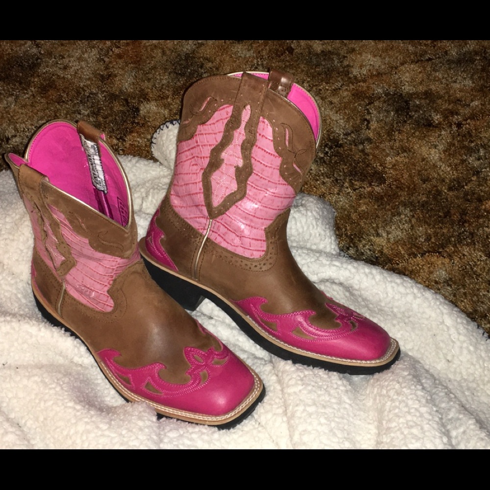 REDUCED!! Ariat Fatbaby Boots